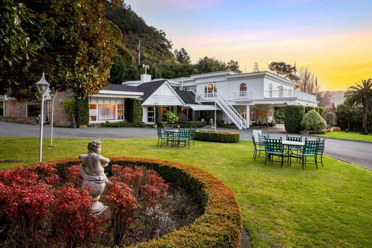 Wallaceville Motor Lodge Upper Hutt Exterior photo